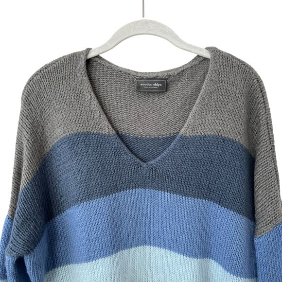 Wooden Ships Kaia Oversized Striped Fringe V-Neck Sweater Gray Blue Women's S/M - Picture 4 of 9
